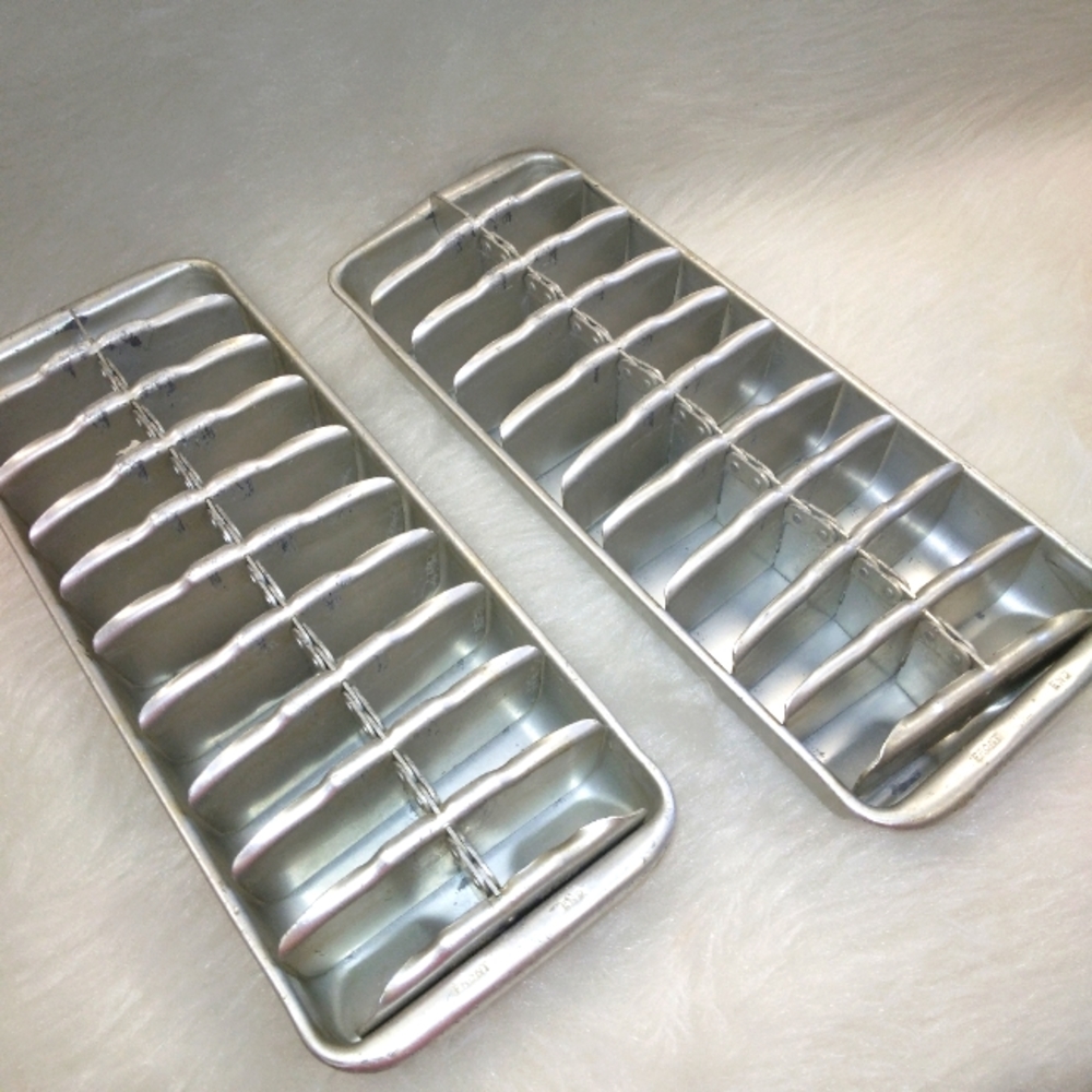 Aluminum Ice Trays, US Pat 2147495